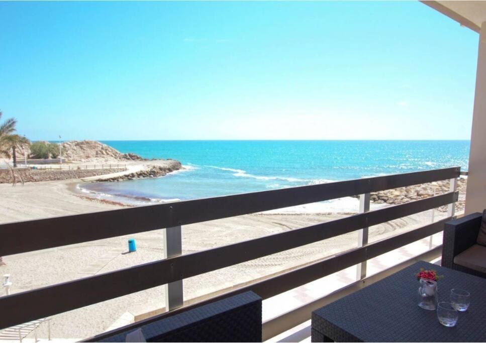 The Perfect Holiday Apartment With Fantastic Views Faro de Cullera Luaran gambar